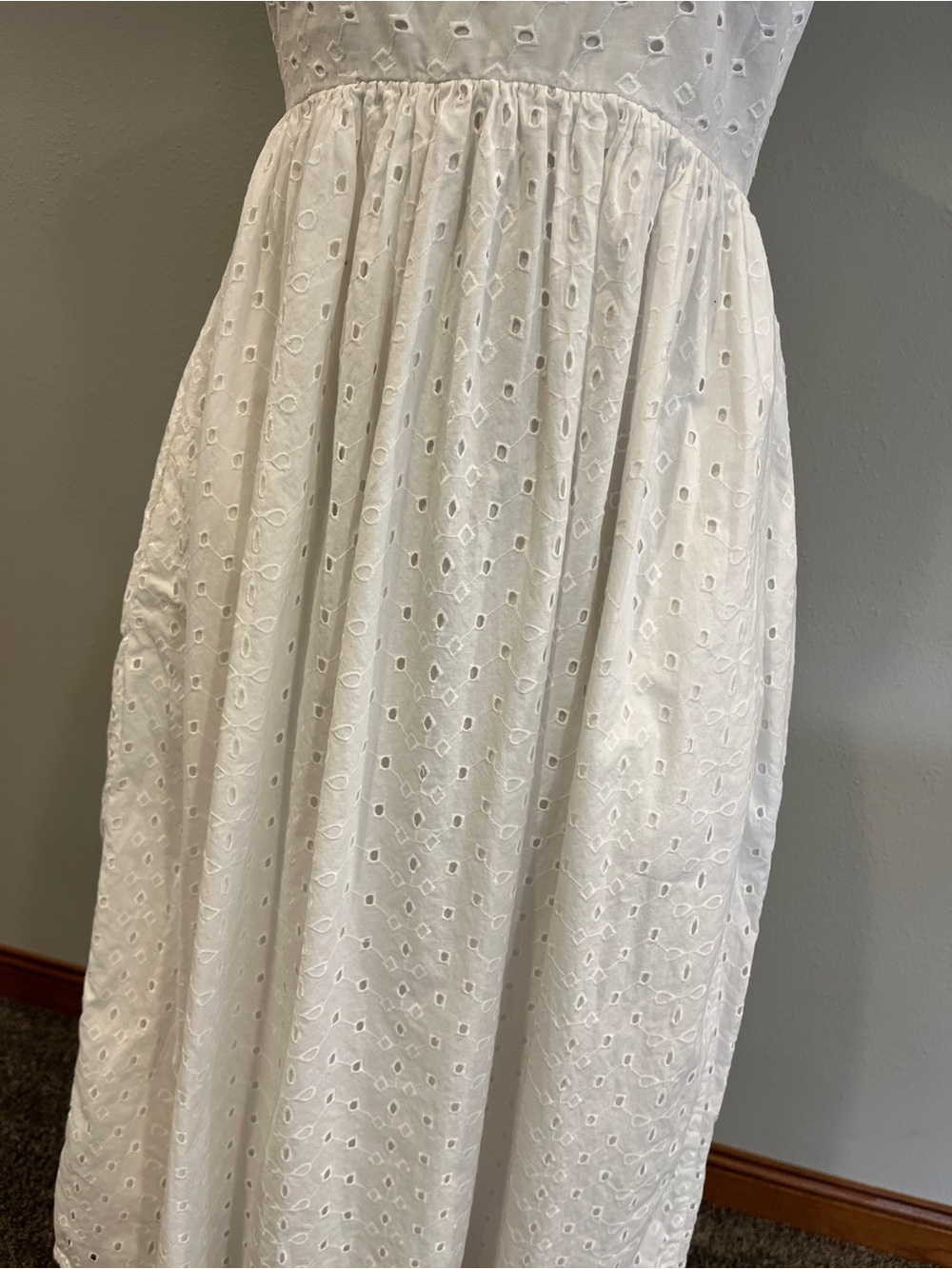 A new day White Eyelet Spaghetti-Strap Midi Dress size small - Picture 4 of 11
